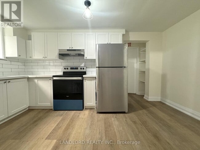 Building Photo - 155 Stanley Ave