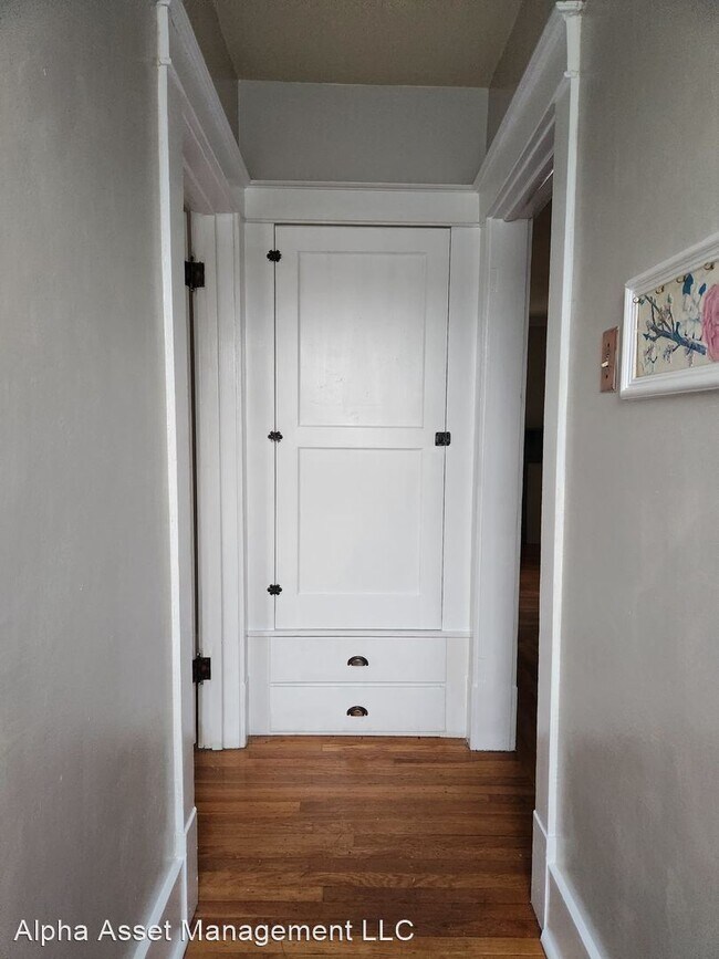 Foto del edificio - 3 br, 1 bath House - 232 Fourth St.