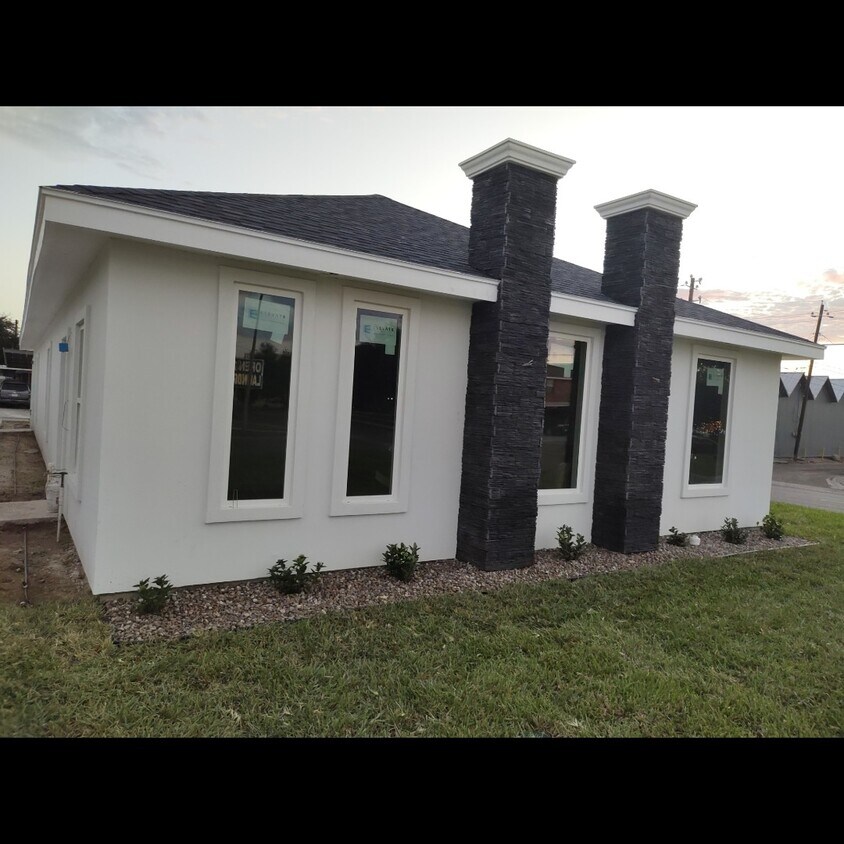 2000 Angus st Dpt 1 Sharyland - 2000 Angus St