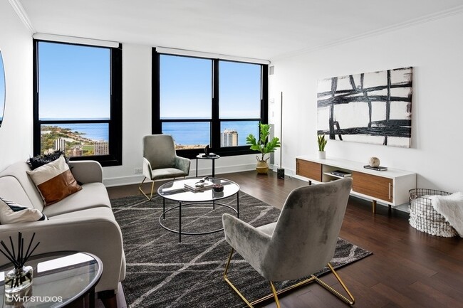 Foto del edificio - 1030 N State St