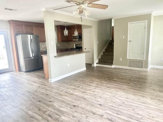 Foto del edificio - 1110 Airport Rd