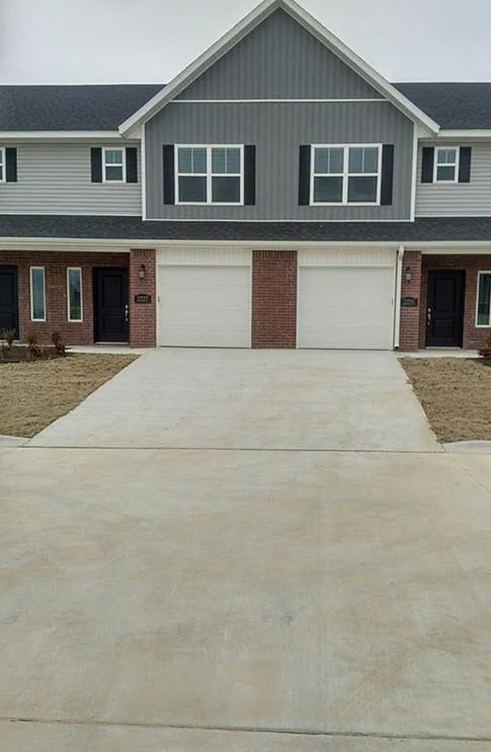 Primary Photo - 3 Bedroom Townhome for Lease Rogers, AR! M...