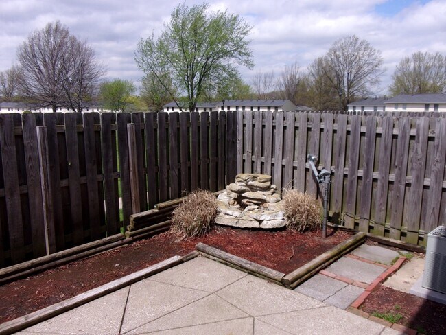 Building Photo - 4630A COX DR