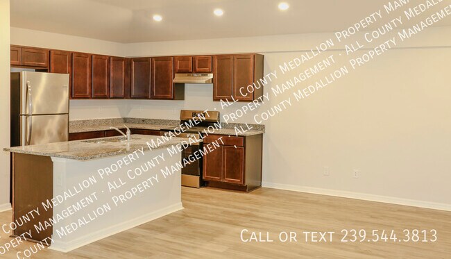 Foto del edificio - 311 Norwalk Ave