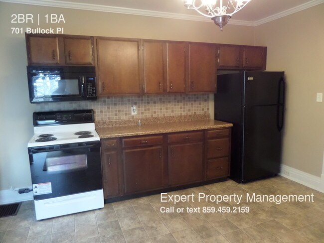 Building Photo - 701 Bullock Pl