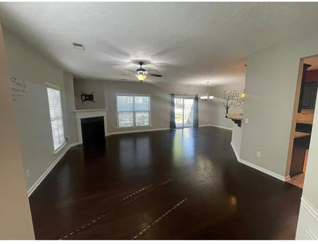 Building Photo - 6080 Townes Way