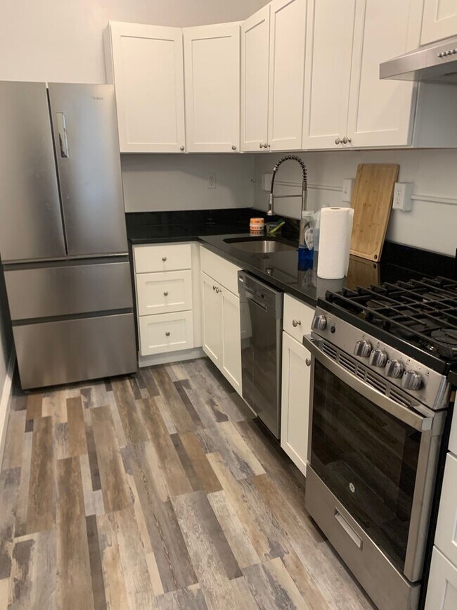 Foto del edificio - 142 Brainerd Rd #9 Boston MA 02134