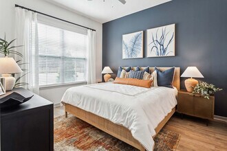 Building Photo - RISE Baymeadows