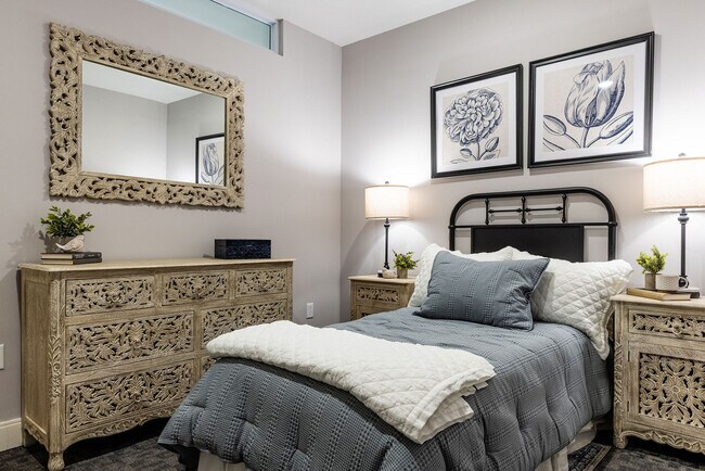 Plano de planta - The Residence at 1555 Elm