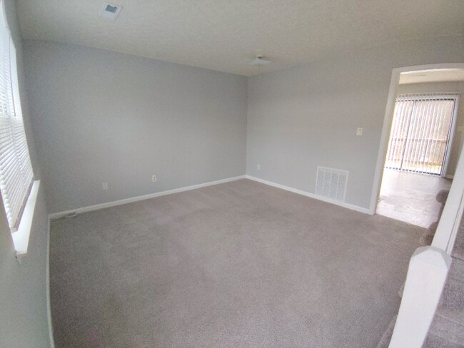 Building Photo - 30 Fonda Dr