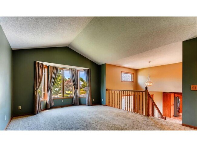 Building Photo - 16073 Mallard Way SE