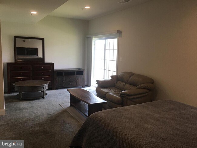 Building Photo - 7821 Crystal Brook Way