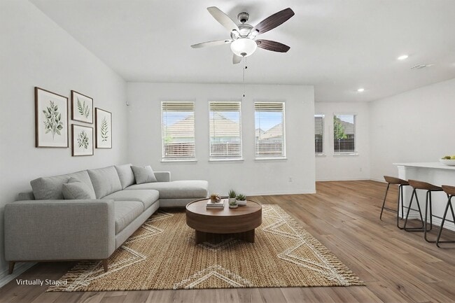 Foto del edificio - 1118 Mahogany Ln