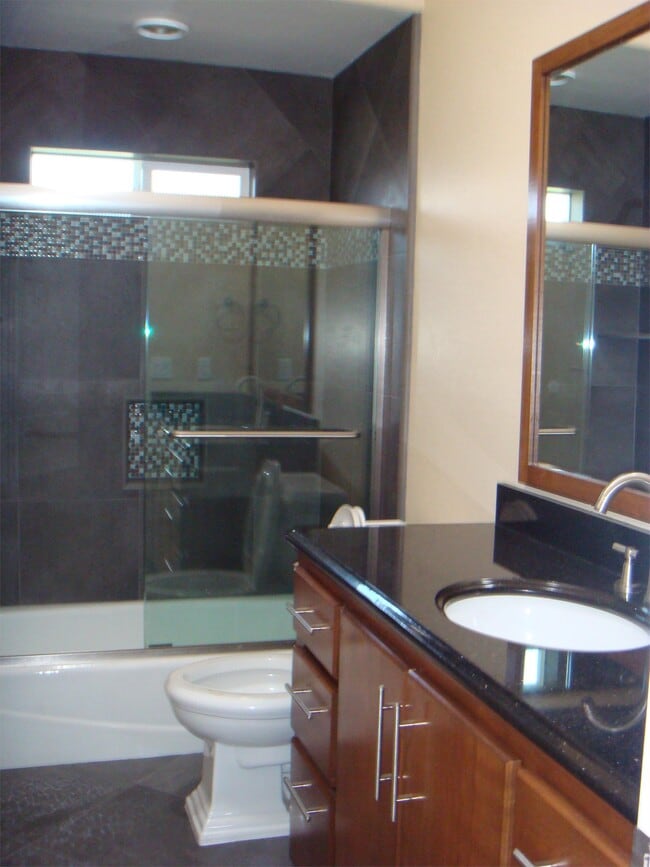 Foto del edificio - 4626 Excelsior Rd