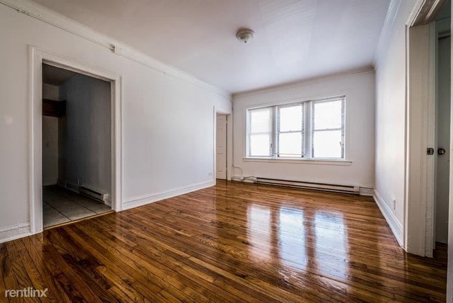 Foto del edificio - 8000 S Ellis Ave