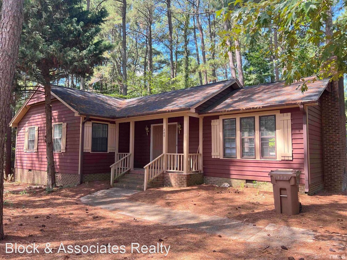 Primary Photo - 3 br, 2 bath House - 200 Lake Pine Drive