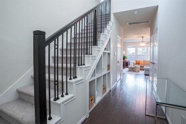 Foto del edificio - 4006 Starbright St