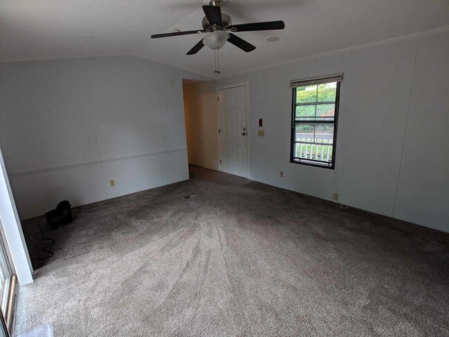 Building Photo - 47 Belle Grove Rd