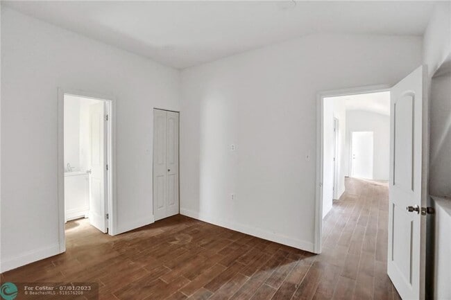 Building Photo - 151 NE 77th St