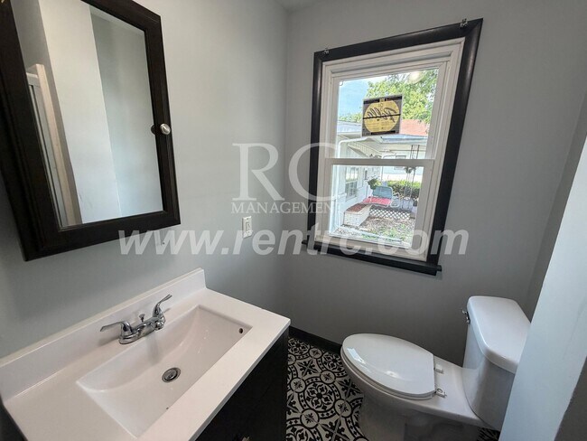 Foto del edificio - 1212 Robinson-