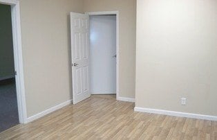 Foto del edificio - 224 S Glendora Ave