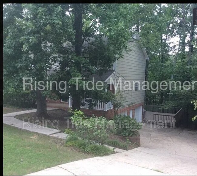 Building Photo - 1708 Timbercrest Cir