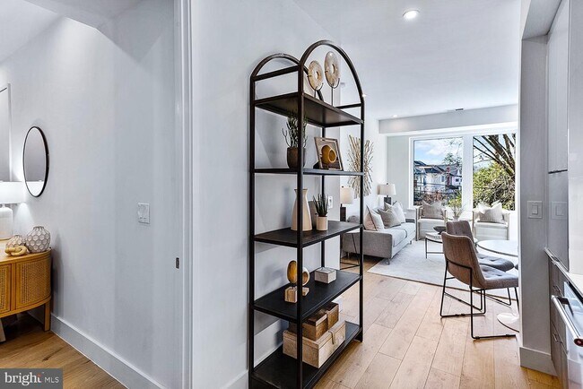 Foto del edificio - 4804 Georgia Ave NW