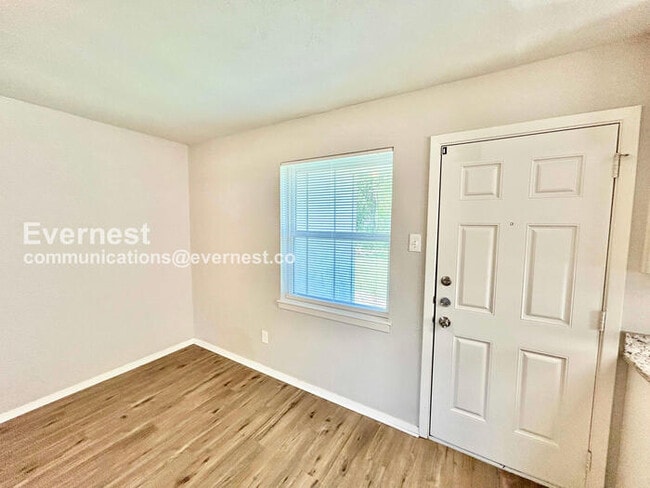 Building Photo - 6315 Silvery Moon Dr