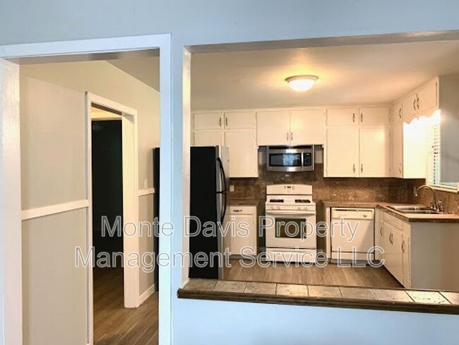 Foto del edificio - 4708 Red River St