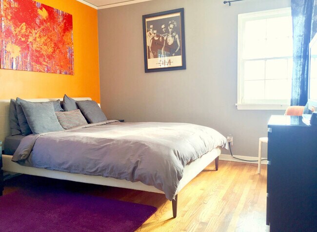 Bedroom 2 - 10750 Landale Street