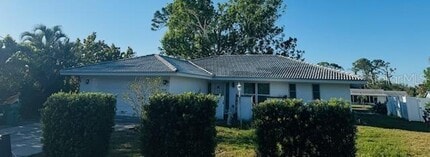 Building Photo - 18385 Hottelet Cir