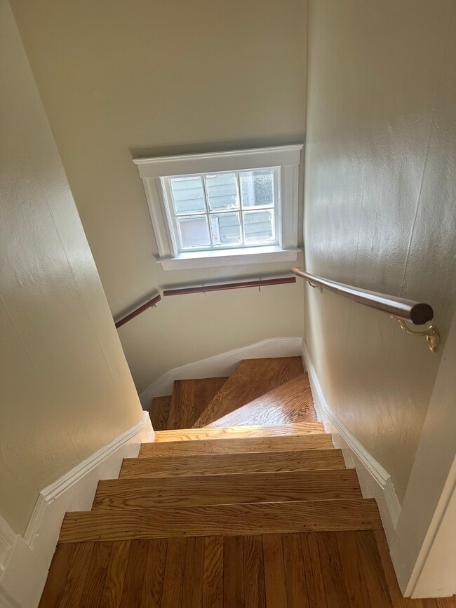 Building Photo - 140 Westville St