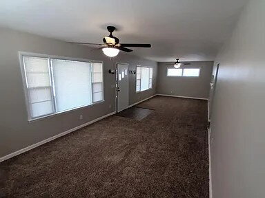 Building Photo - 3 Bedroom, 1 bathroom single family home w...