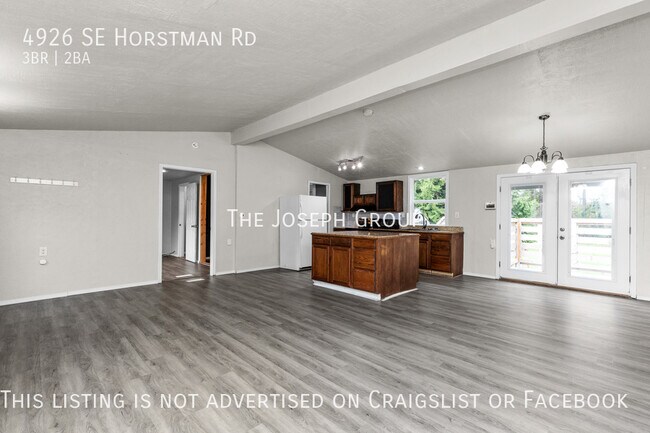 Building Photo - Cozy 3BD/1.75BA Home in Port Orchard
