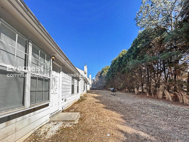 Building Photo - 4140 Ravenwood Ct