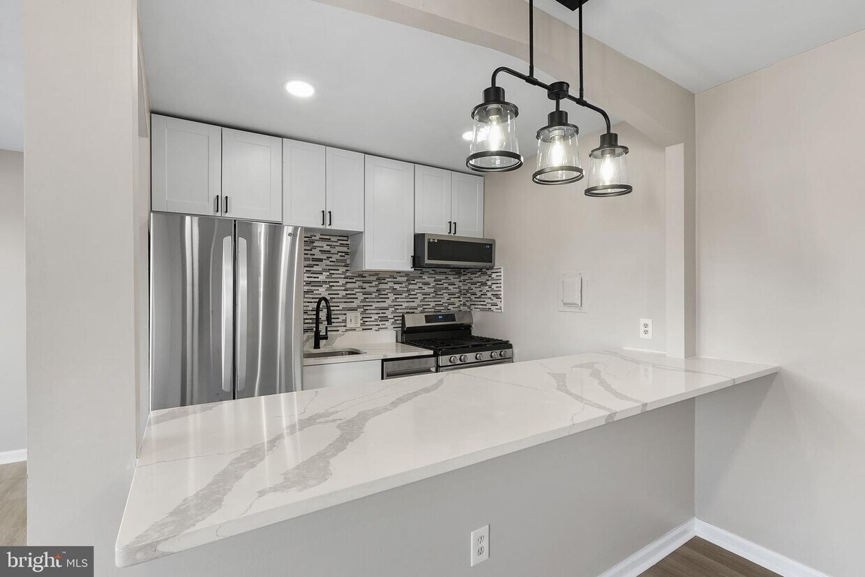Foto principal - 12753 Dara Dr
