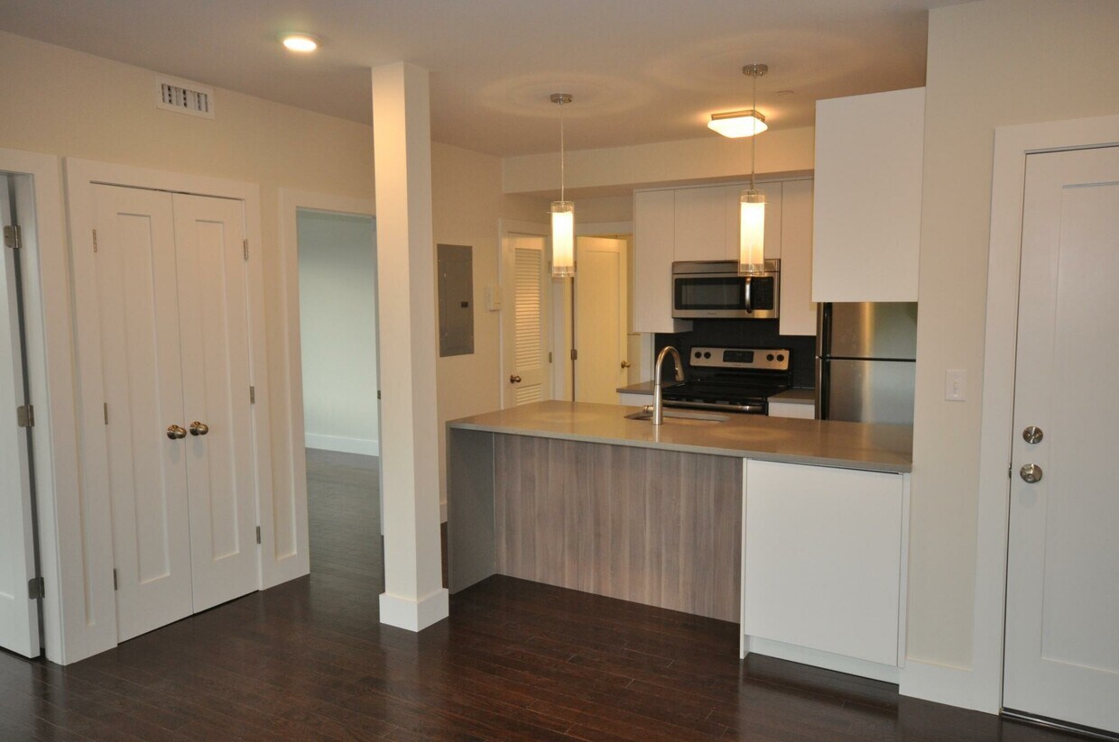 Foto principal - 659 Massachusetts Ave