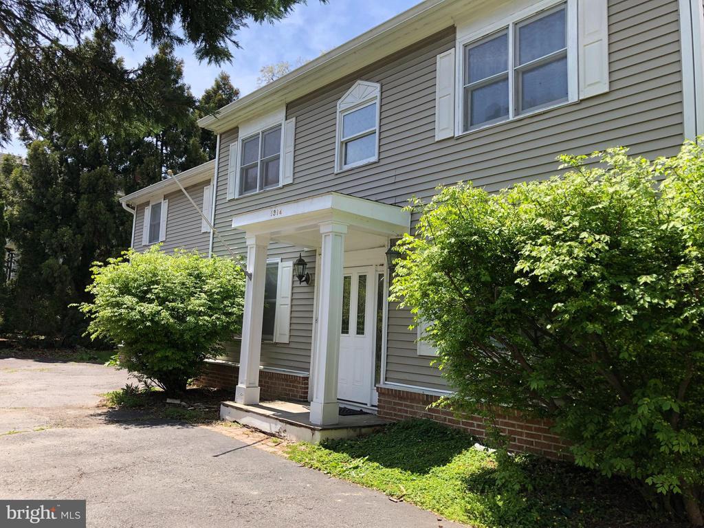 Foto principal - 1314 19th St S