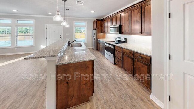Foto del edificio - 902 Montclair Ave