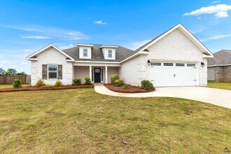 Building Photo - 241 Overton Dr