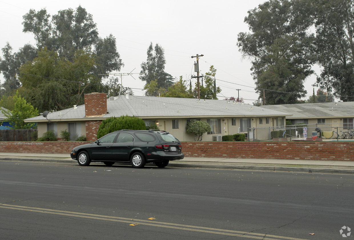 Foto del edificio - 3557 N Wishon Ave