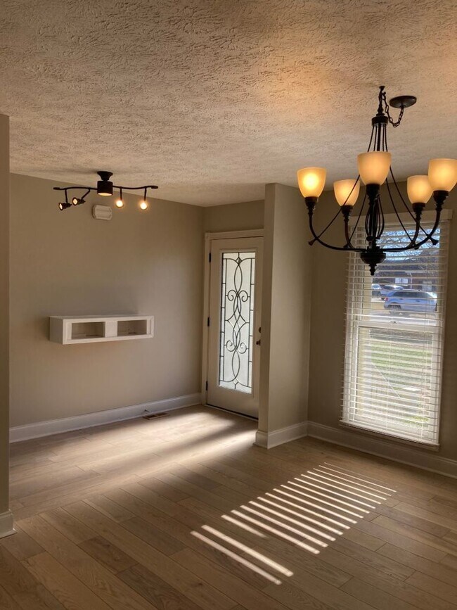 Foto del edificio - Lebanon Home in Summer Crest