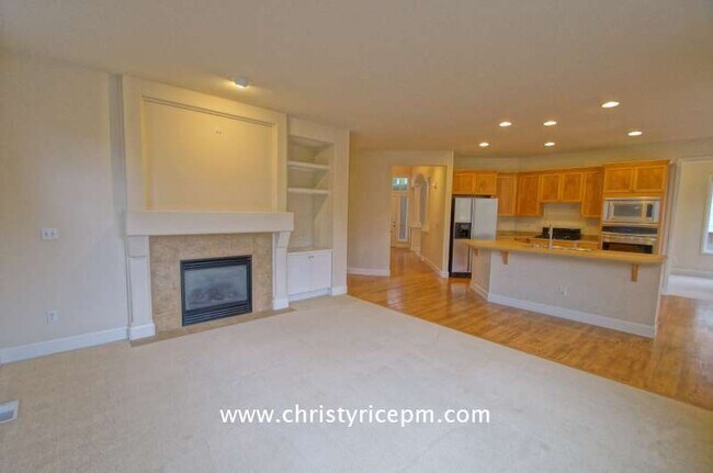 Building Photo - 308 239th Way SE