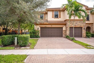 Building Photo - 10283 Wellington Parc Dr