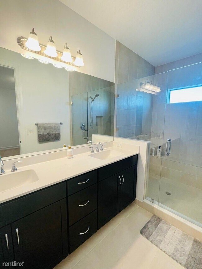 Foto del edificio - 3 br, 2.5 bath House - 10112 Brickhill Dr