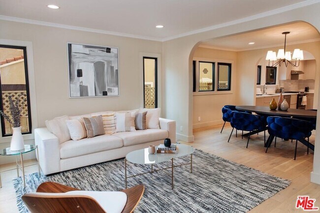 Foto del edificio - 1039 Havenhurst Dr