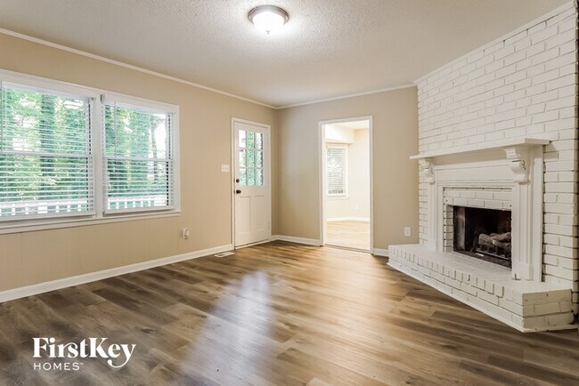 Foto del edificio - 3500 Ridgecrest Dr