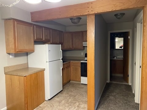1 dormitorio, 1 baño (750 pies cuadrados) - Cocina - Hampton House Apartments