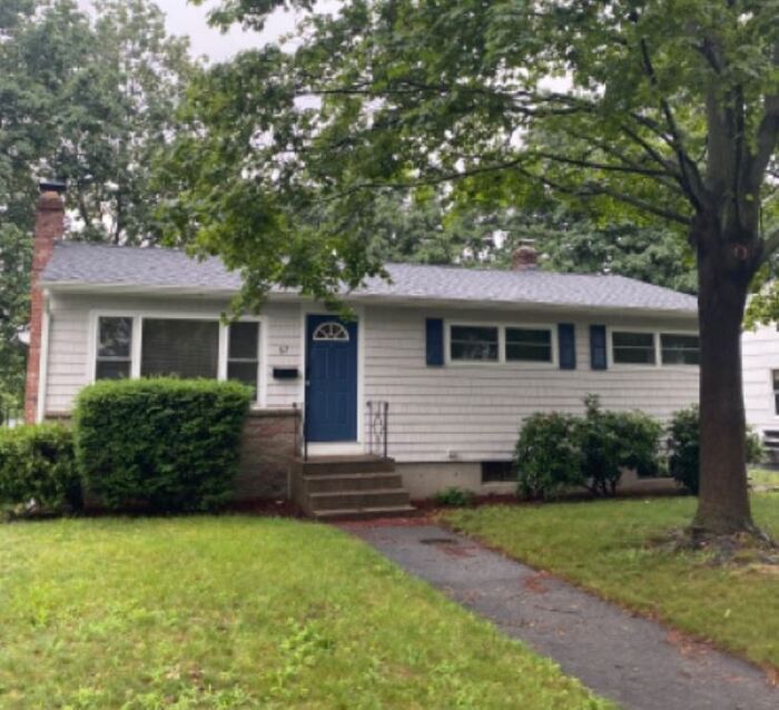 67 Wellington Ave, Warwick, RI 02886 House Rental in Warwick, RI