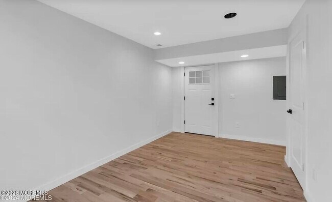 Foto del edificio - 515 Arnold Ave